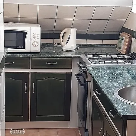 Tilesch Apartament Balatonberény